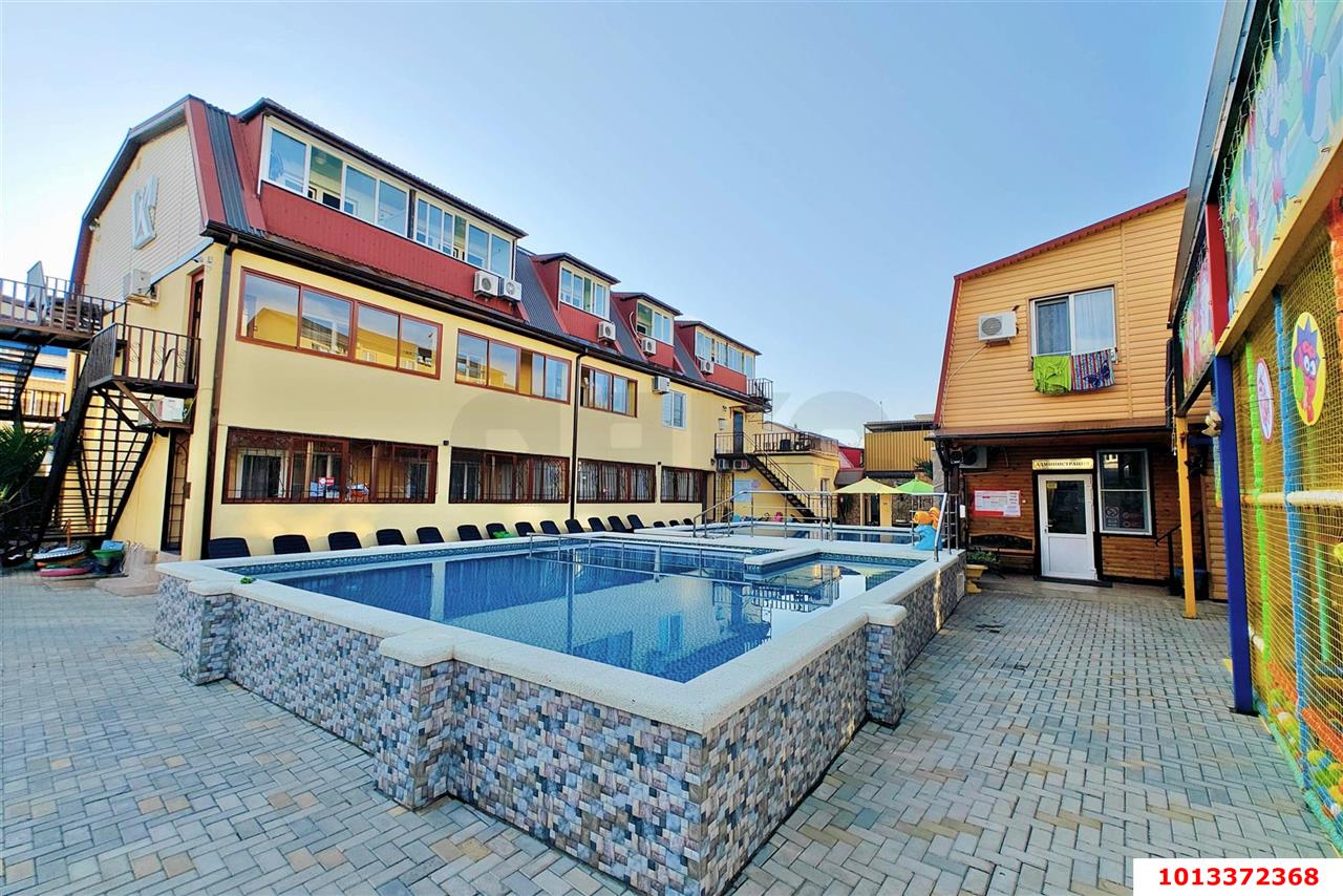 Фото №1: Коммерция 3000 м² - Анапа, ул. Морская, 20