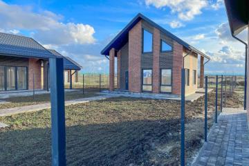 Фото №2: Дом 141 м² - Тамань, мкр. жилой комплекс Ривьера, ул. Ландышевая, 10