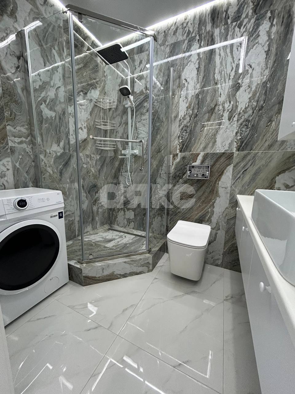 Фото №8: 1-комнатная квартира 38 м² - Анапа, Горгиппия, мкр. жилой комплекс Два Адмирала, ул. Ленина, 241