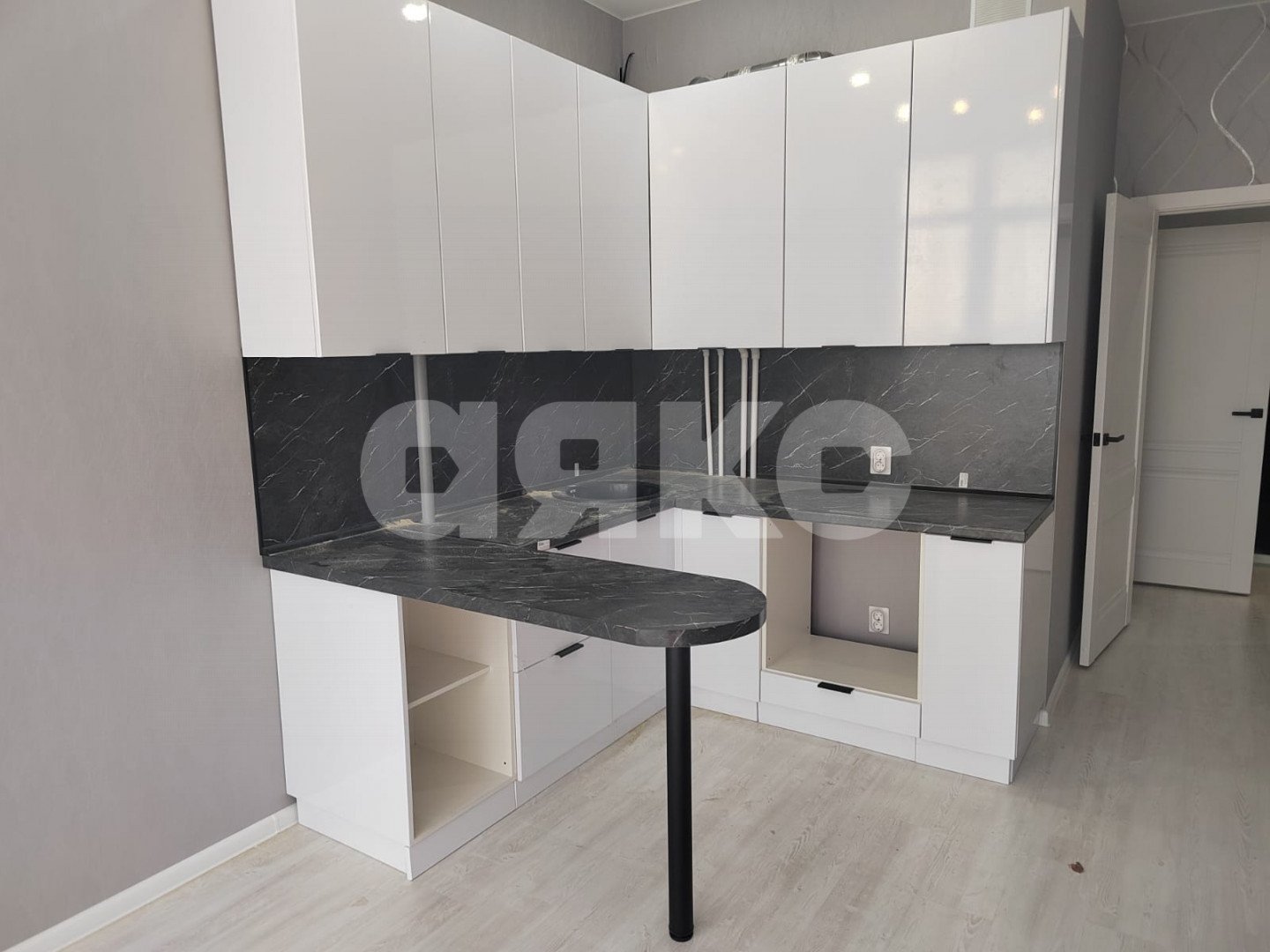 Фото №1: 2-комнатная квартира 52 м² - Анапа, жилой комплекс Чёрное море, Парковый, Парковый, мкр. жилой комплекс Чёрное море, ул. Анапское шоссе, 32к6