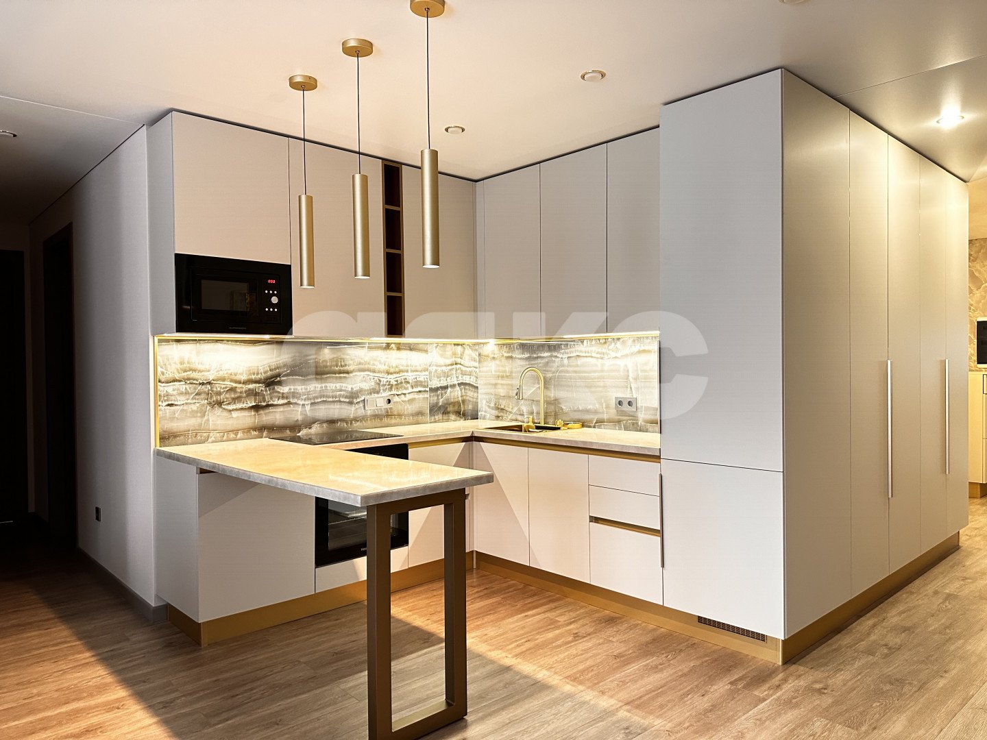 Фото №2: 3-комнатная квартира 108 м² - Анапа, ул. Горького, 2А