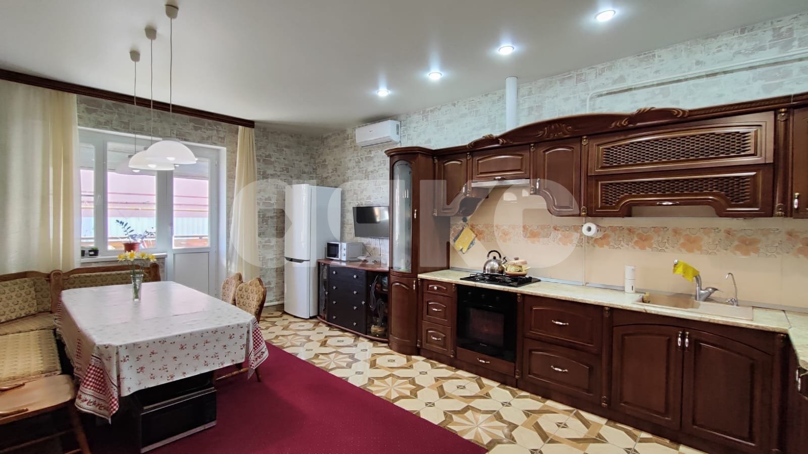 Фото №1: Дом 250 м² + 3.6 сот. - Анапа, мкр. Алексеевка, пр-д Садовый, 8