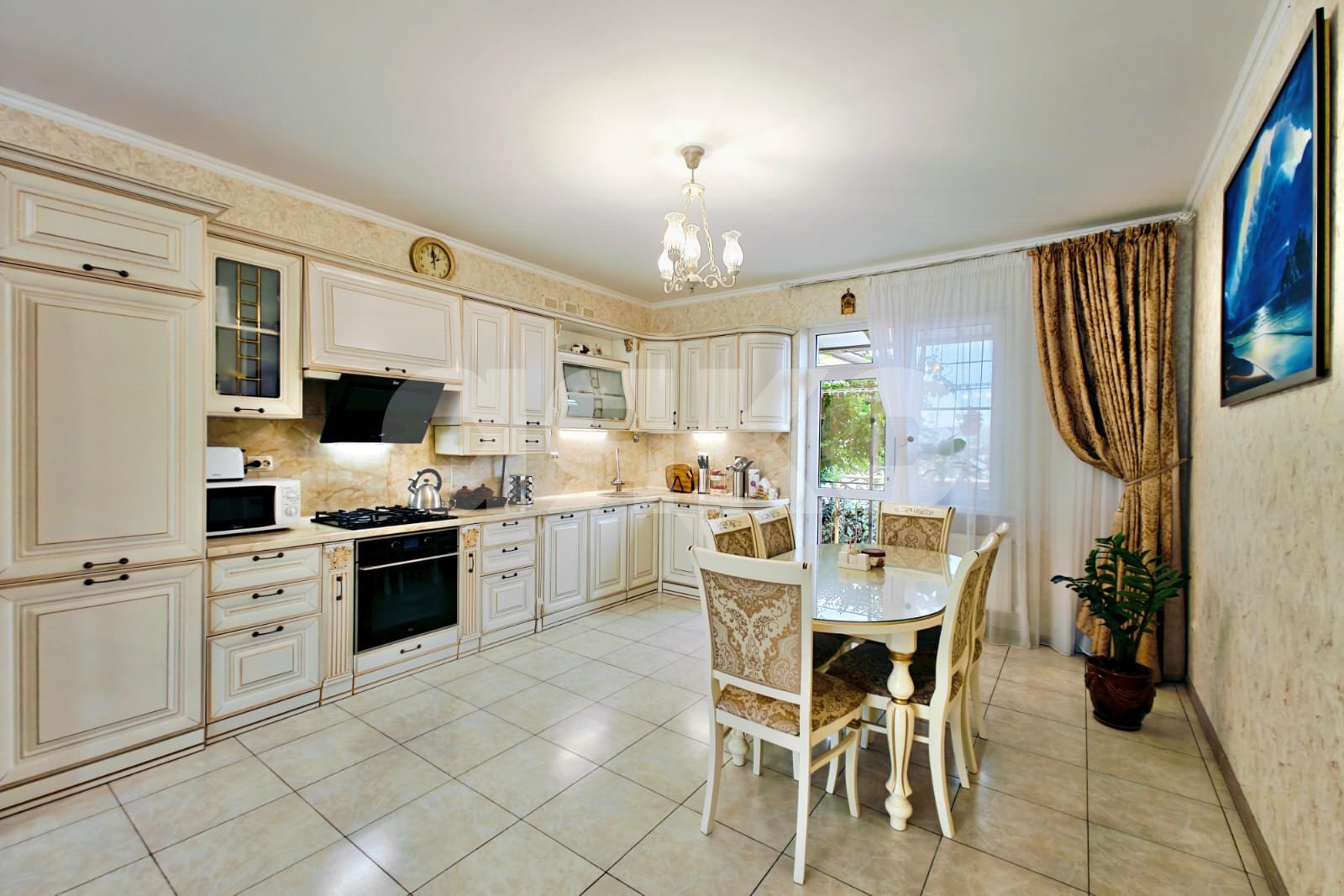 Фото №1: Дом 141 м² + 4 сот. - Анапа, мкр. Алексеевка, ул. Таёжная