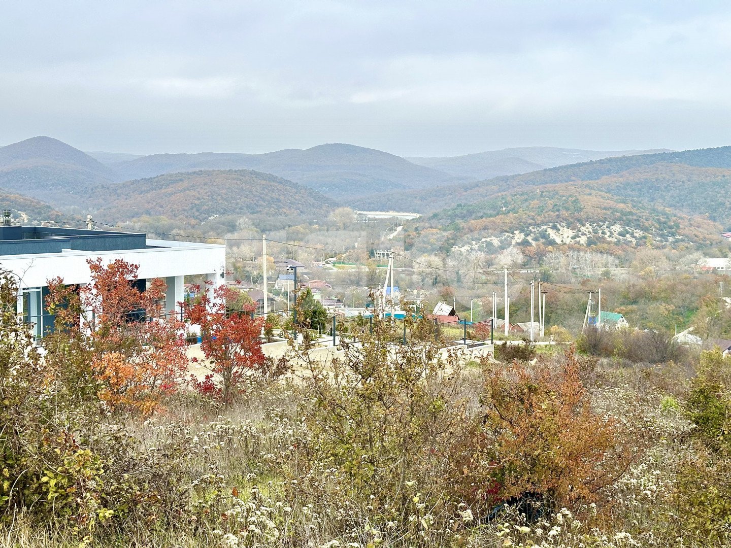 Фото №1: Земельный участок под ИЖС 6 сот. - Сукко, п. коттеджный  Утришский