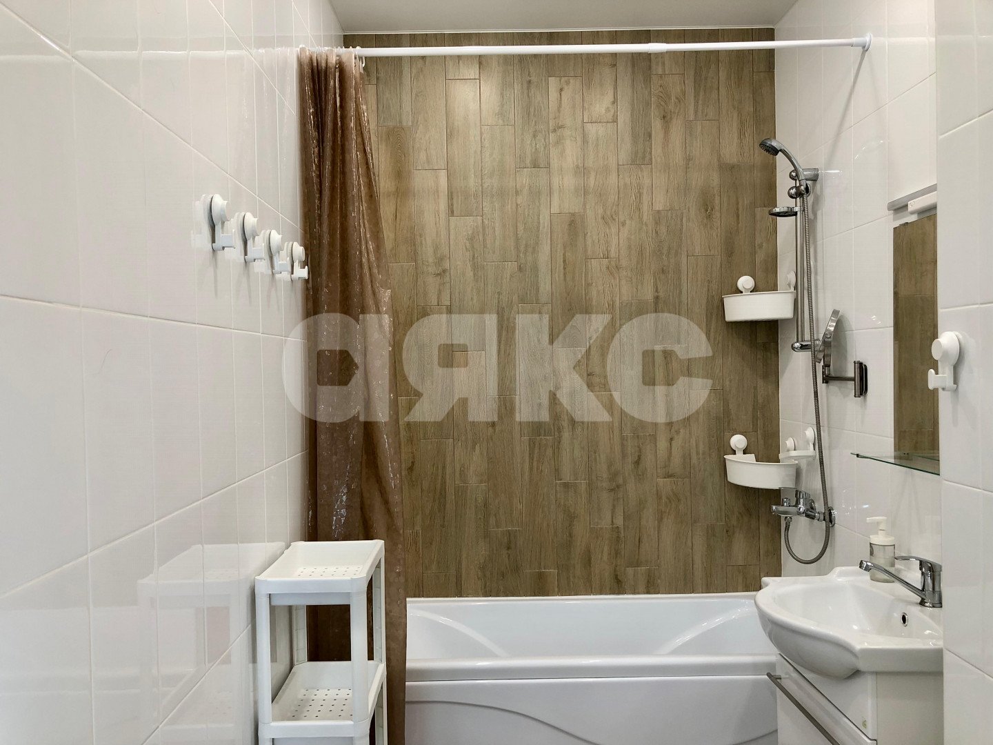 Фото №10: 1-комнатная квартира 55 м² - Сукко, Парковый, жилой комплекс Холидей Хаус, мкр. жилой комплекс Холидей Хаус, ул. Мирная, 11к1