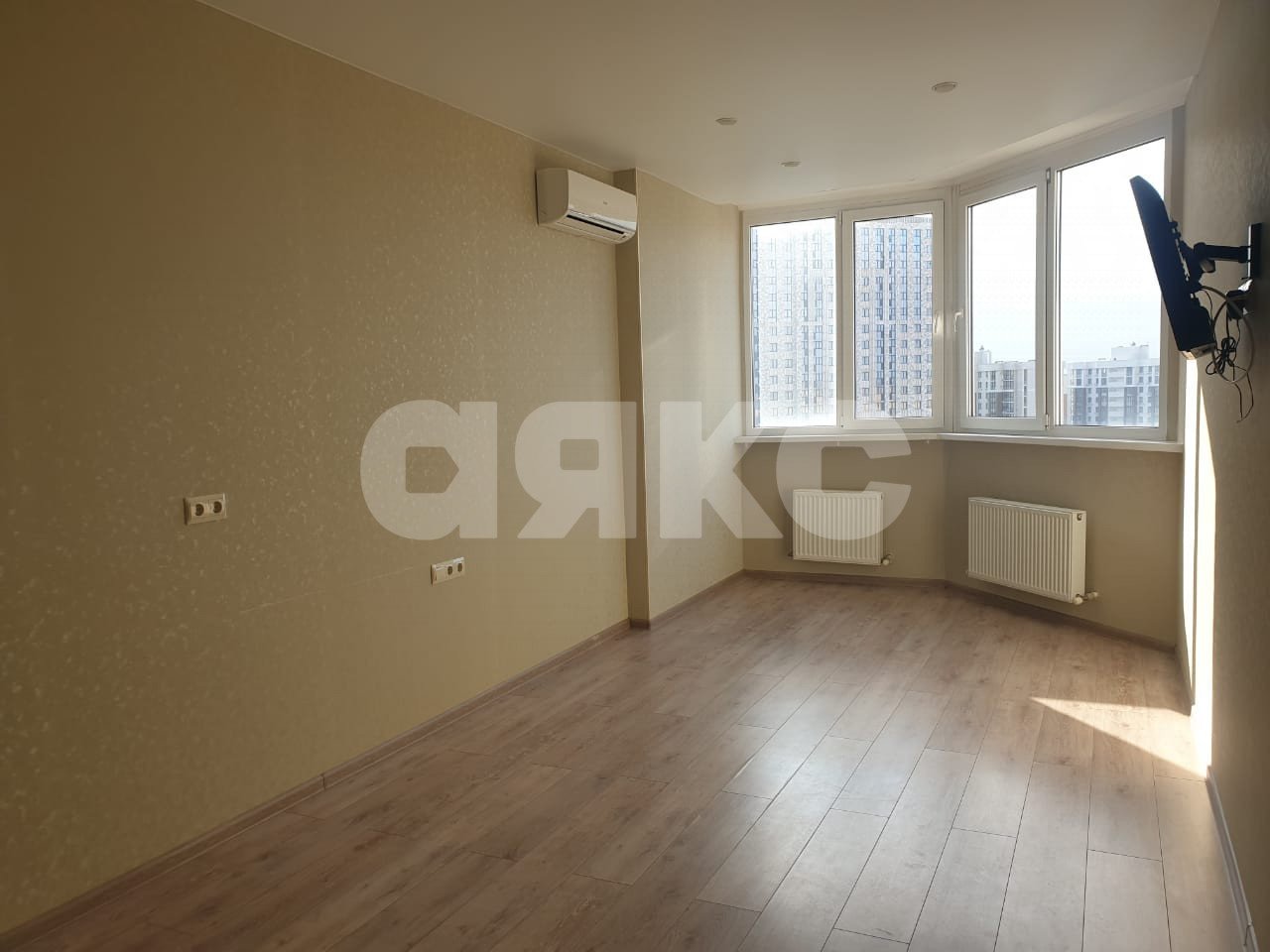 Фото №1: 1-комнатная квартира 43 м² - Анапа, жилой комплекс Лазурный, мкр. Алексеевка, ул. Лазурная, 10к1