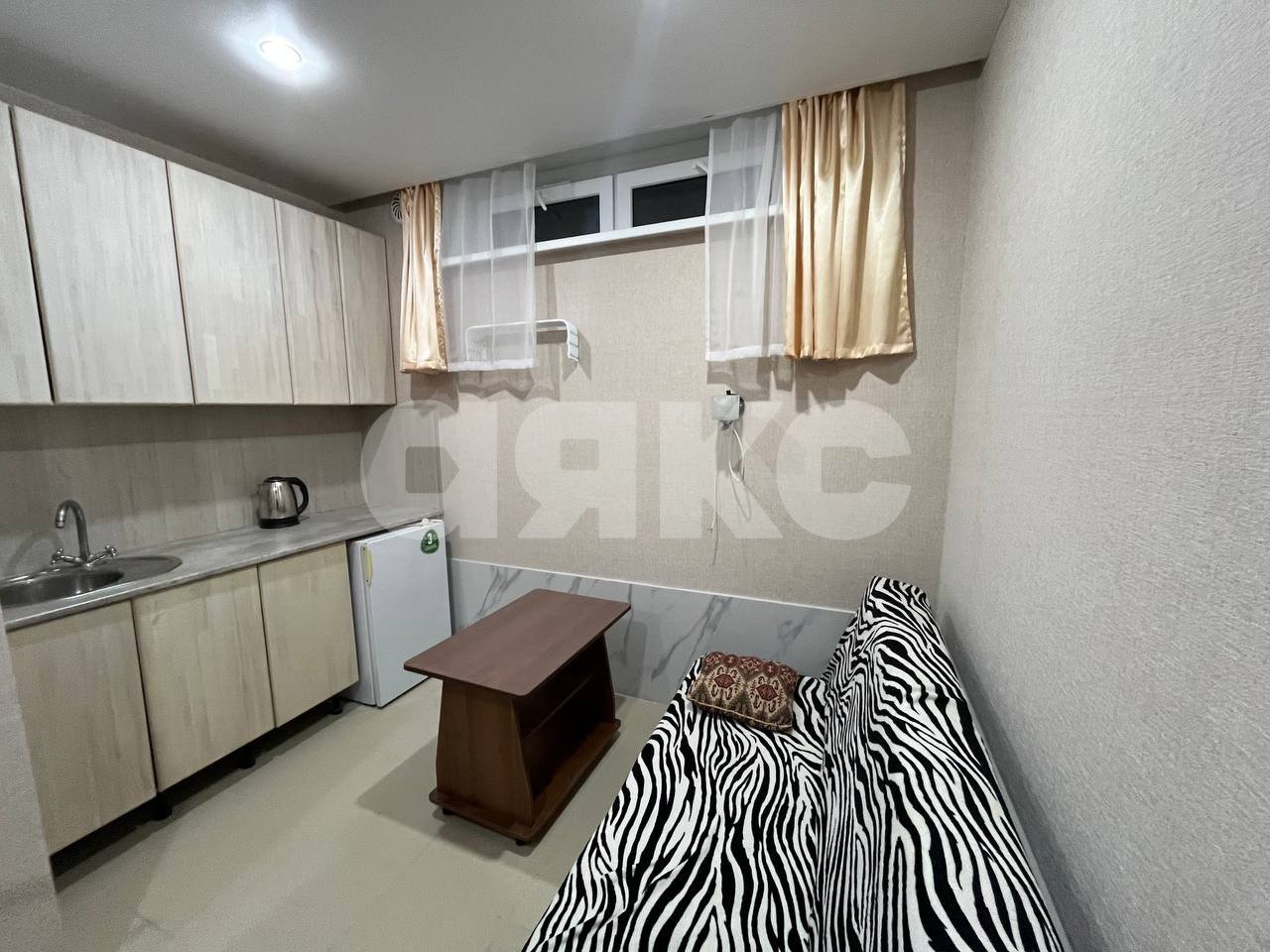 Фото №4: Коммерция 14 м² - Анапа, жилой комплекс Лазурный, Алексеевка, Алексеевка, мкр. жилой комплекс Лазурный, ул. Крестьянская, 27к2