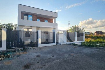 Фото №1: Дом 190 м² - Витязево, ул. Живописная, 6