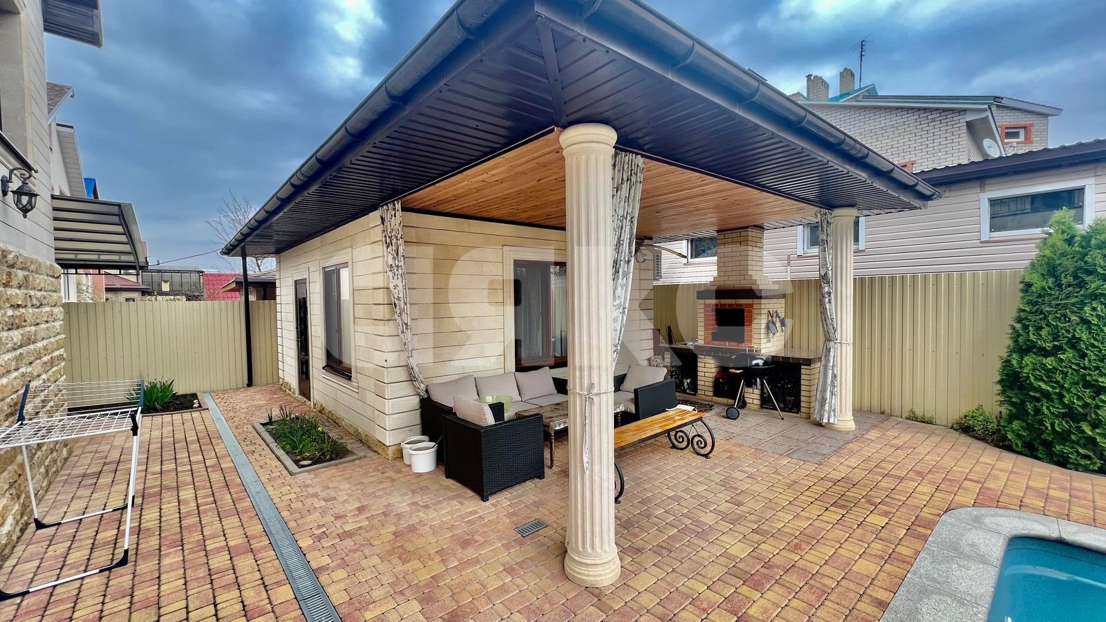 Фото №9: Коттедж 303 м² + 6 сот. - Анапа, мкр. Алексеевка, ул. Таёжная, 19