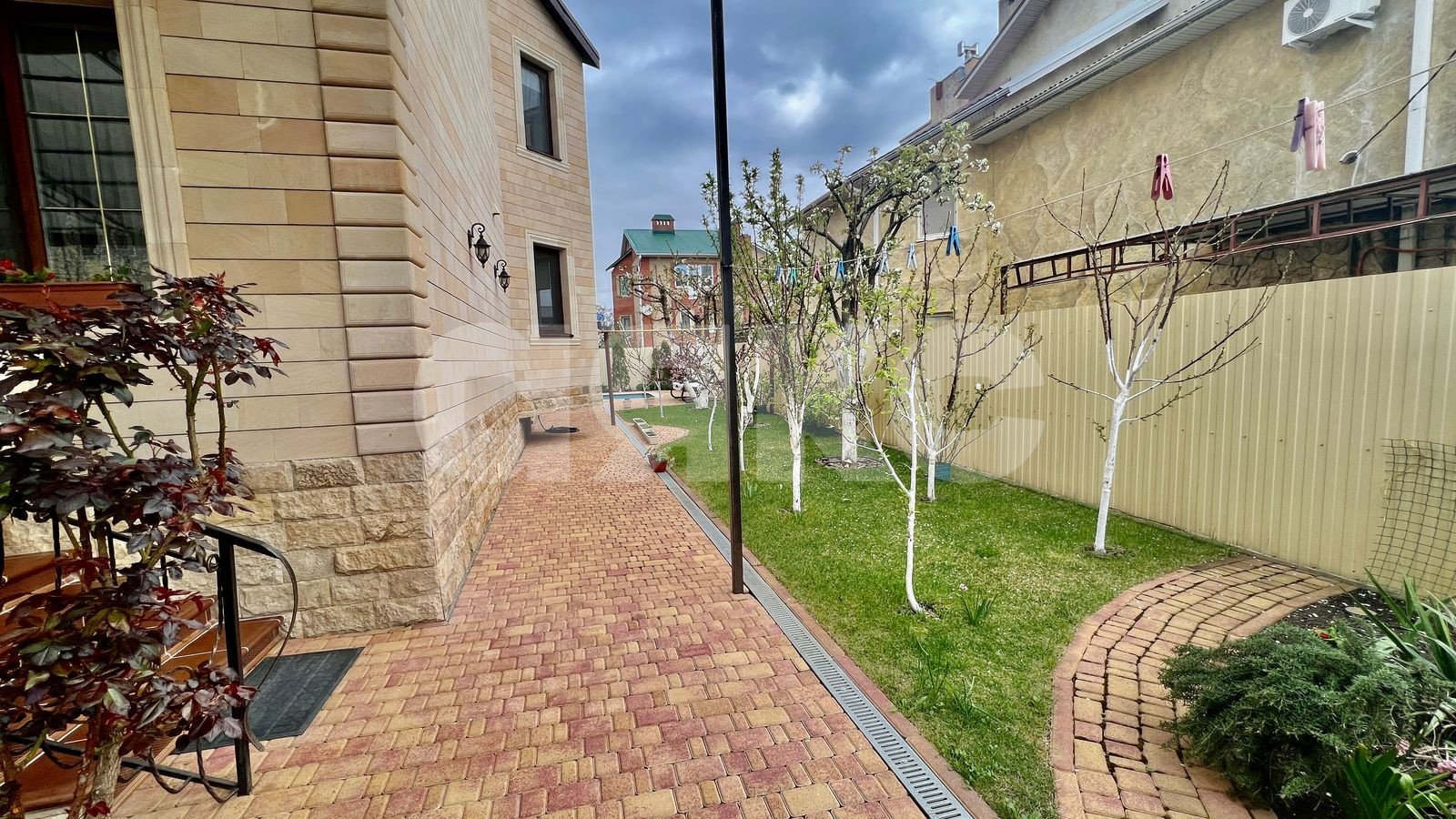 Фото №7: Коттедж 303 м² + 6 сот. - Анапа, мкр. Алексеевка, ул. Таёжная, 19