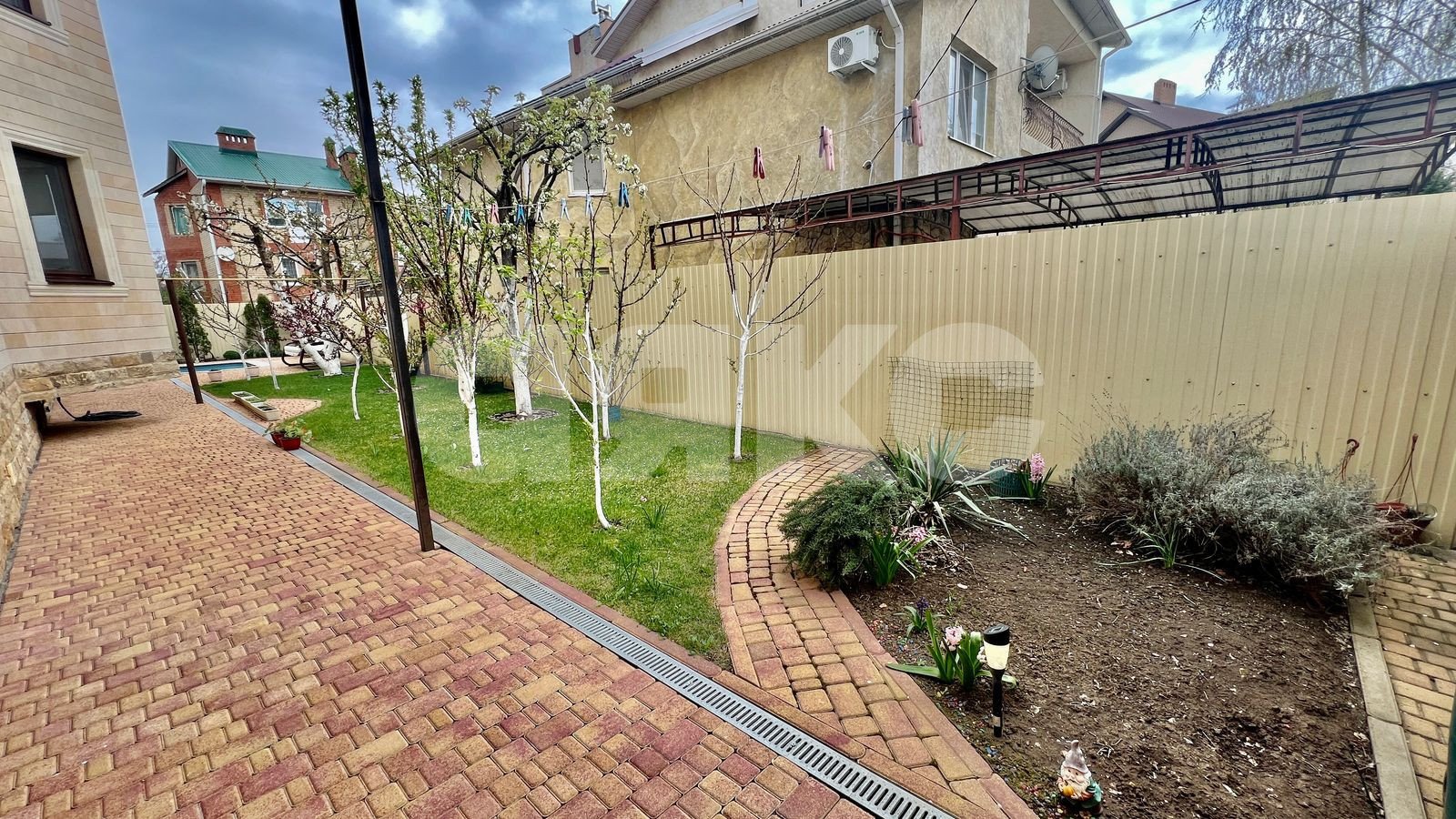 Фото №8: Коттедж 303 м² + 6 сот. - Анапа, мкр. Алексеевка, ул. Таёжная, 19