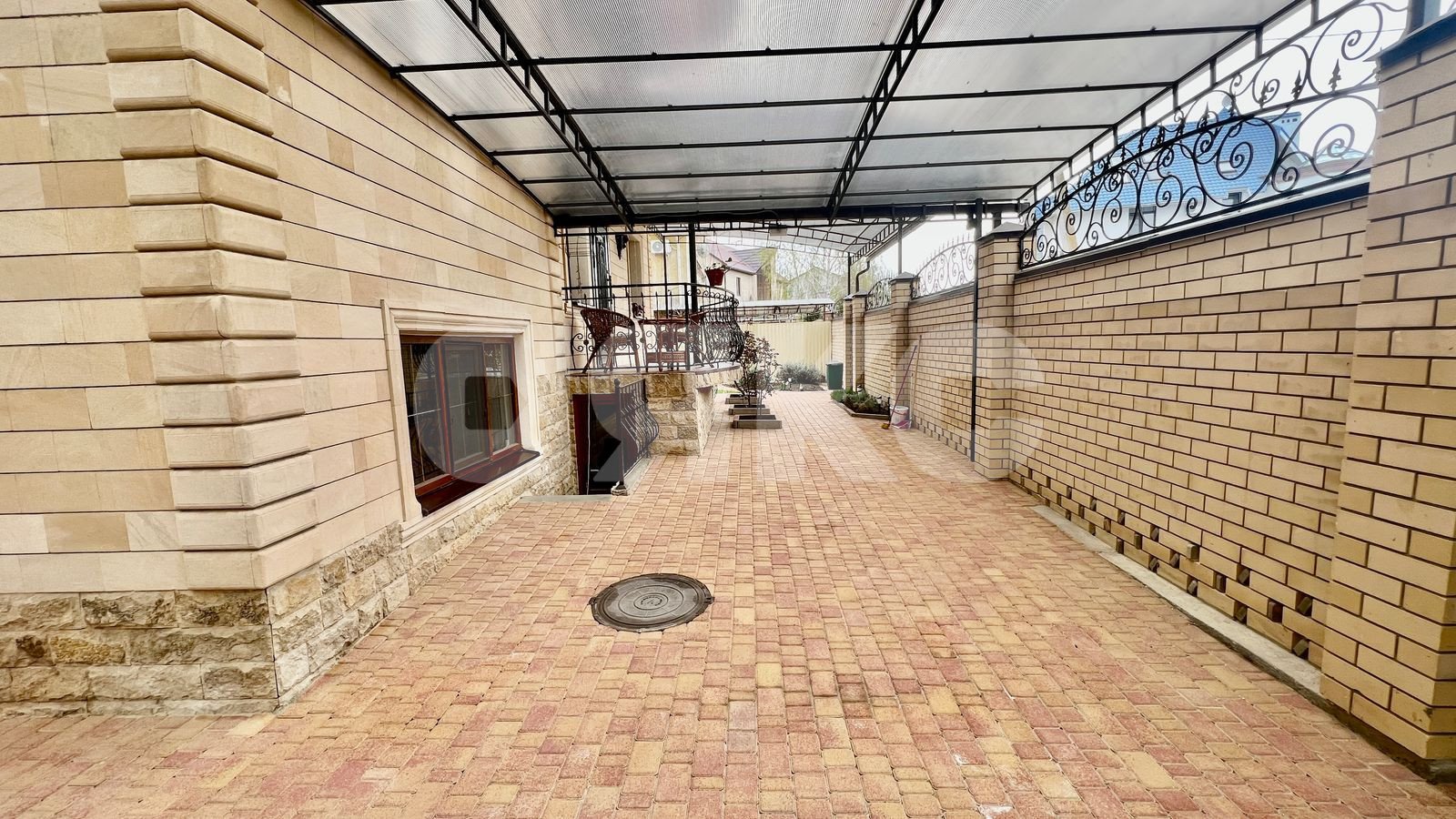 Фото №13: Коттедж 303 м² + 6 сот. - Анапа, мкр. Алексеевка, ул. Таёжная, 19