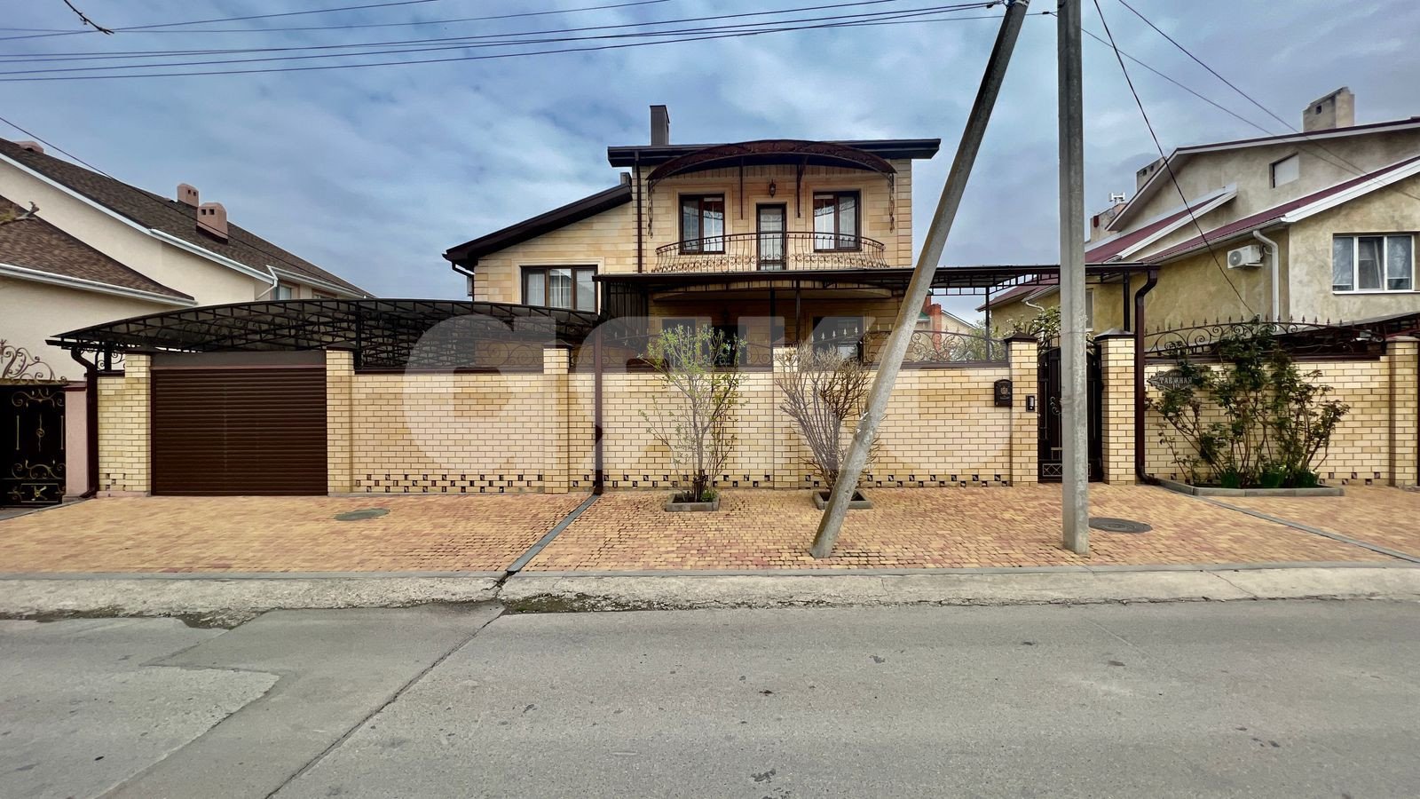 Фото №4: Коттедж 303 м² + 6 сот. - Анапа, мкр. Алексеевка, ул. Таёжная, 19