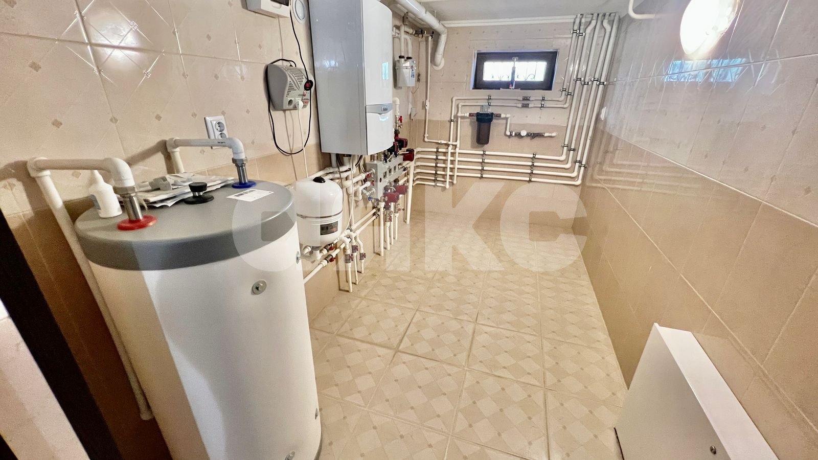 Фото №15: Коттедж 303 м² + 6 сот. - Анапа, мкр. Алексеевка, ул. Таёжная, 19