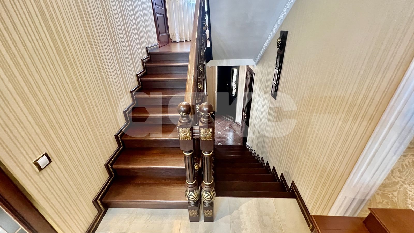 Фото №30: Коттедж 303 м² + 6 сот. - Анапа, мкр. Алексеевка, ул. Таёжная, 19