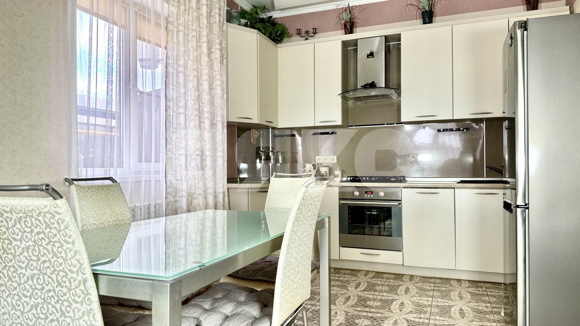 Фото №11: Коттедж 189 м² + 3.5 сот. - Супсех, ул. Кирилла Диброва, 5А