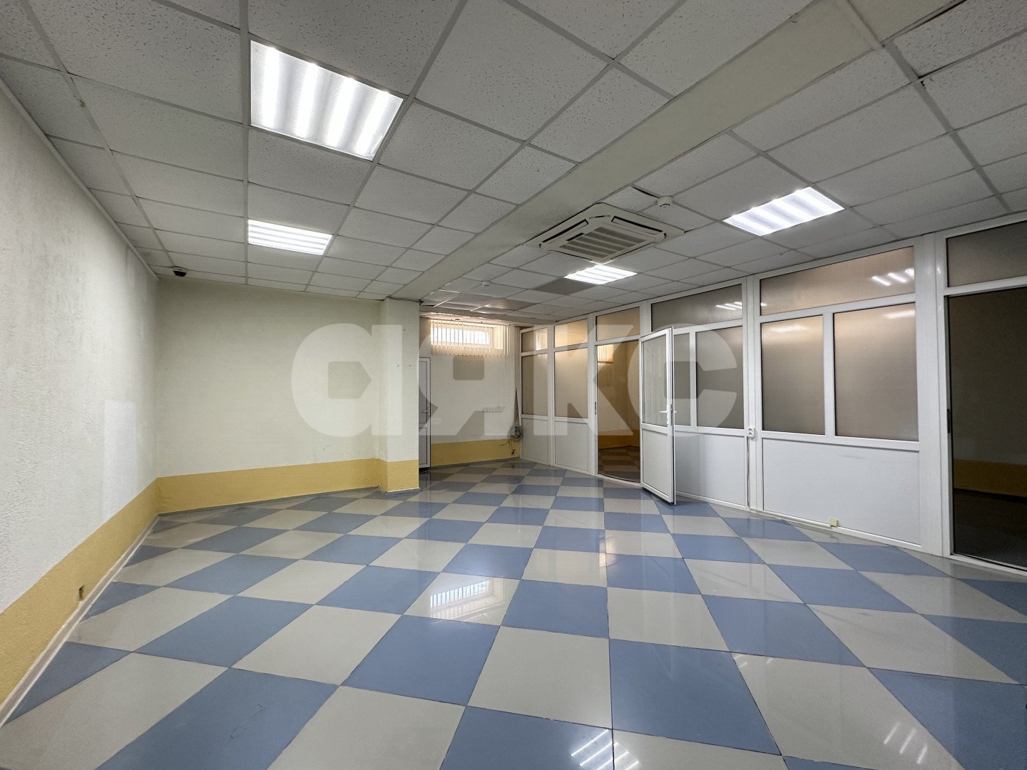 Фото №3: Коммерция 206 м² - Анапа, ул. Новороссийская, 232