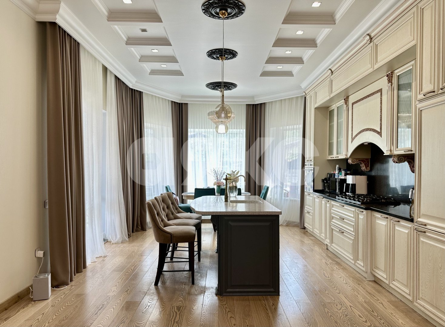 Фото №2: Дом 475 м² + 10 сот. - Супсех, ул. Удачная