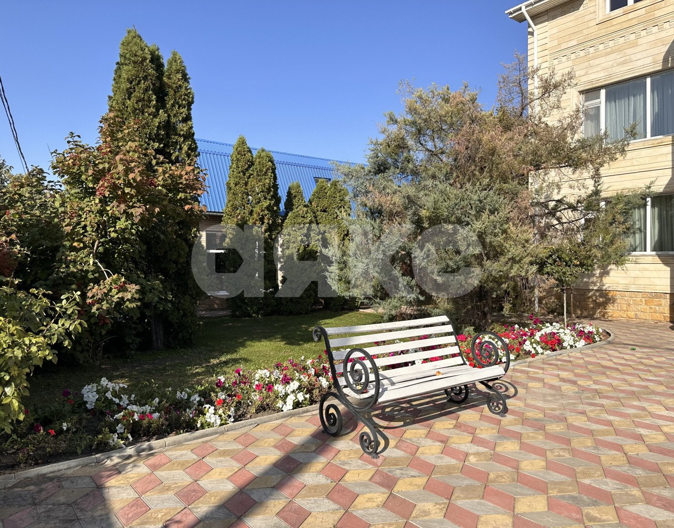 Фото №33: Дом 371 м² + 9 сот. - Супсех, ул. Цветочная, 1