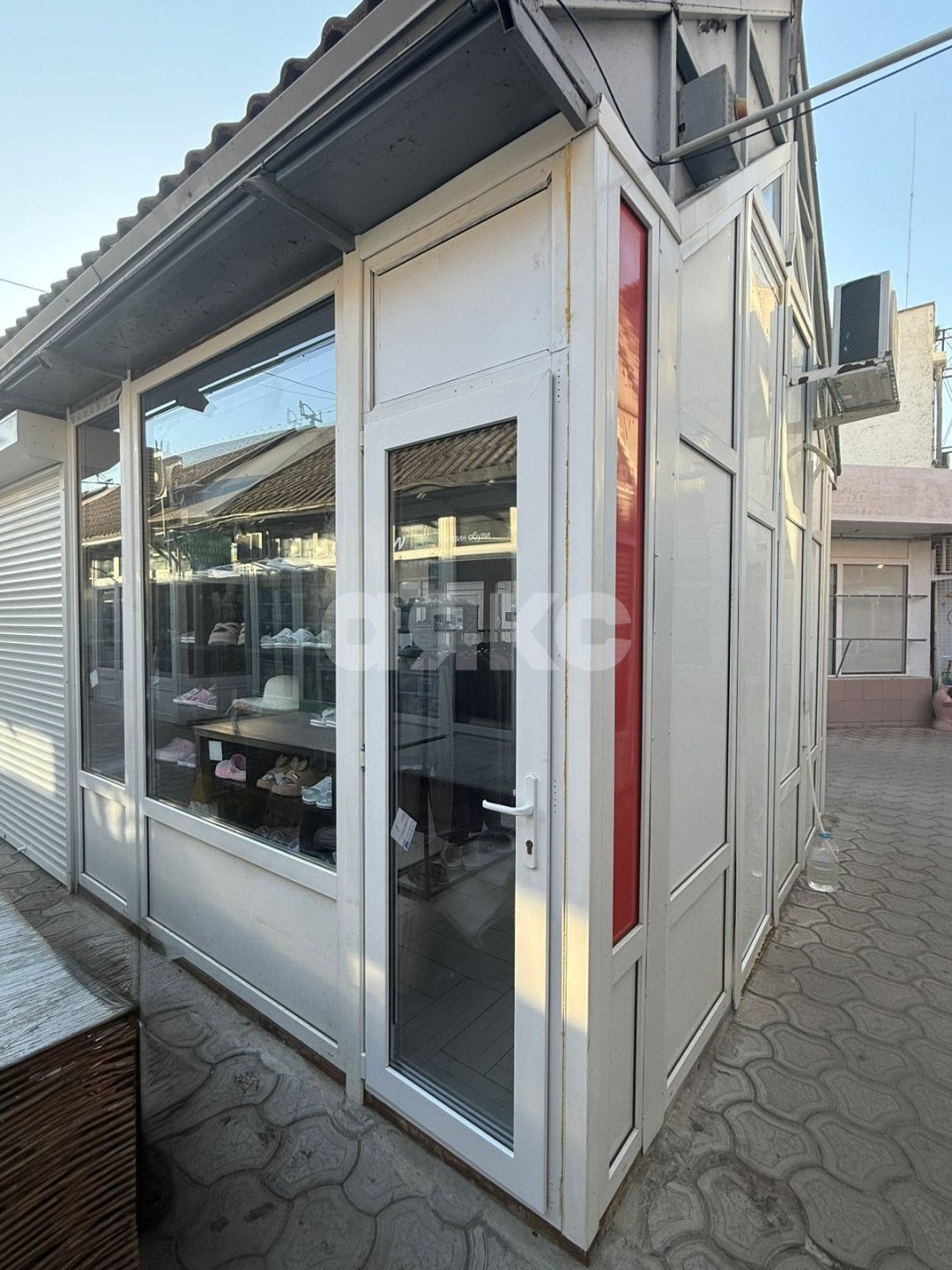 Фото №10: Коммерция 19 м² - Анапа, ул. Красноармейская, 13А