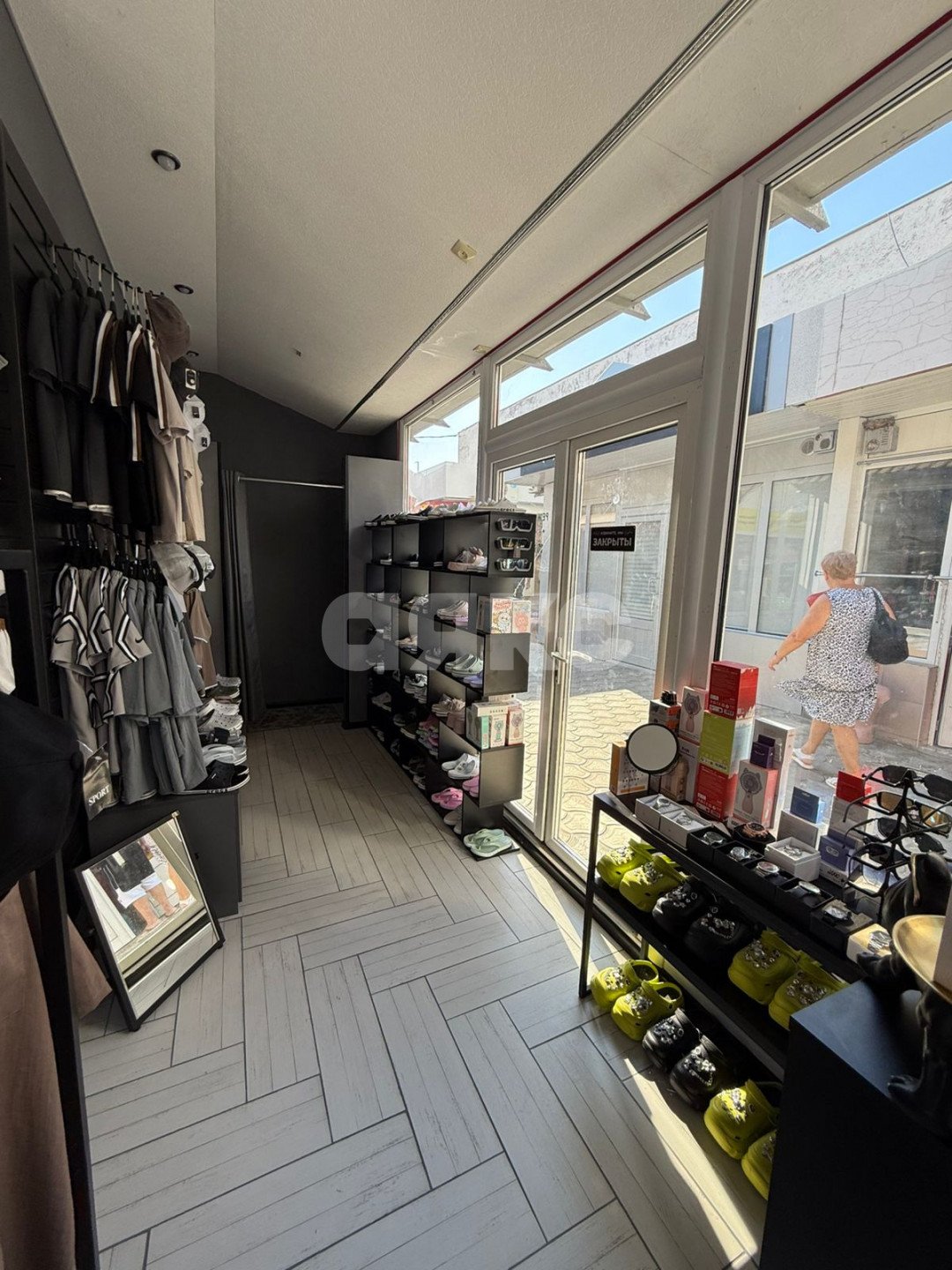 Фото №3: Коммерция 19 м² - Анапа, ул. Красноармейская, 13А