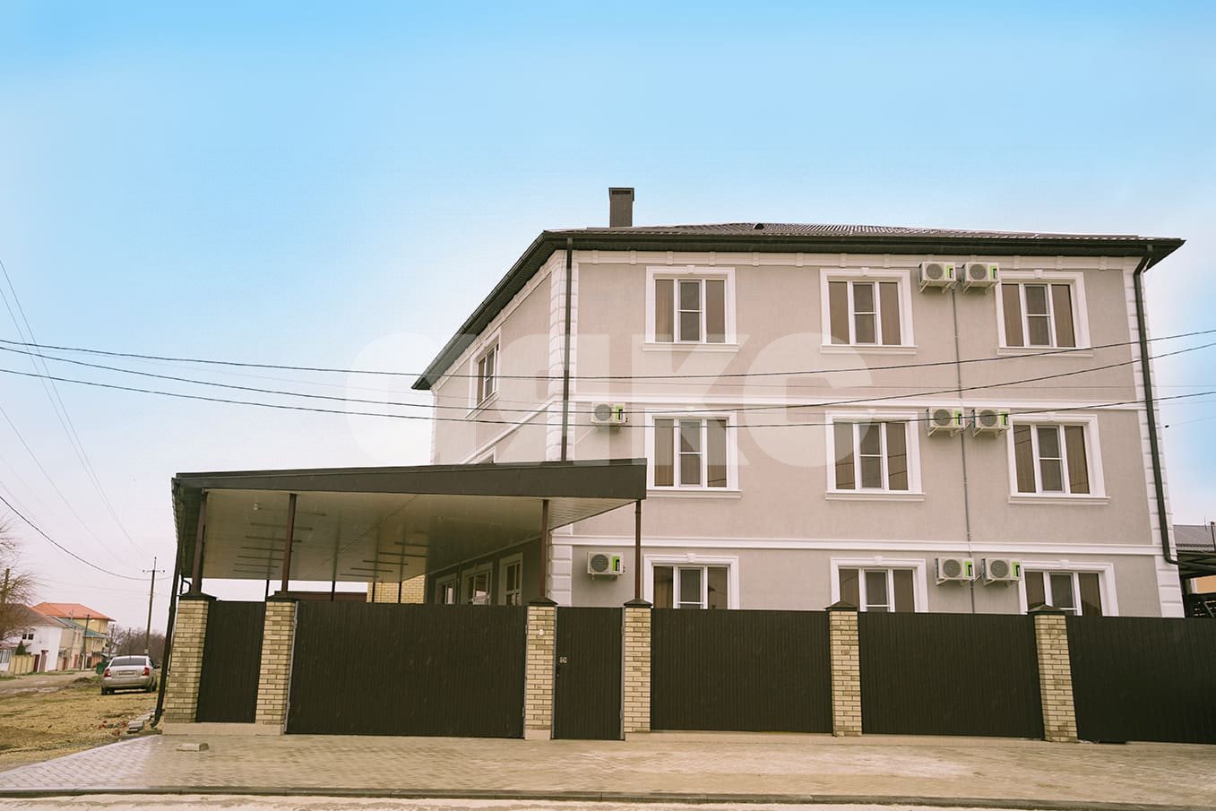 Фото №1: Дом 392 м² + 4.11 сот. - Витязево, ул. Динская, 1