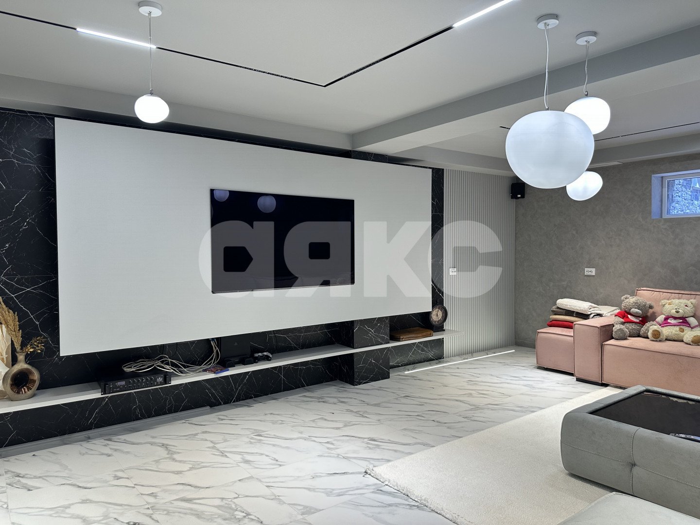 Фото №41: Дом 667 м² + 8 сот. - Анапа, ул. Платановая