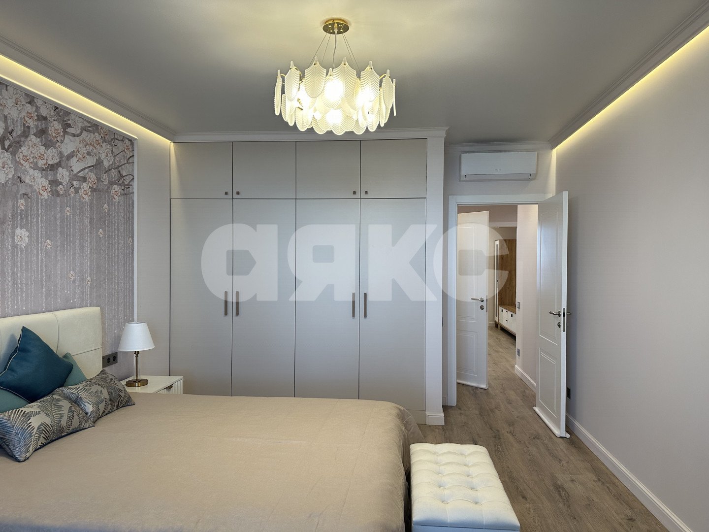 Фото №14: 2-комнатная квартира 96 м² - Анапа, жилой комплекс Консул, мкр. жилой комплекс Консул, ул. Шевченко, 3