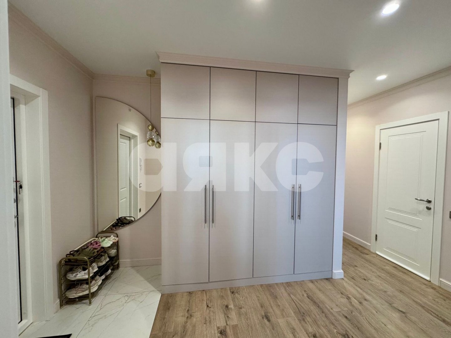 Фото №24: 2-комнатная квартира 96 м² - Анапа, жилой комплекс Консул, мкр. жилой комплекс Консул, ул. Шевченко, 3