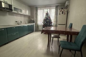 Фото №1: 2-комнатная квартира 70 м² - Краснодар, мкр. Восточно-Кругликовский, ул. Героя А.А. Аверкиева, 15