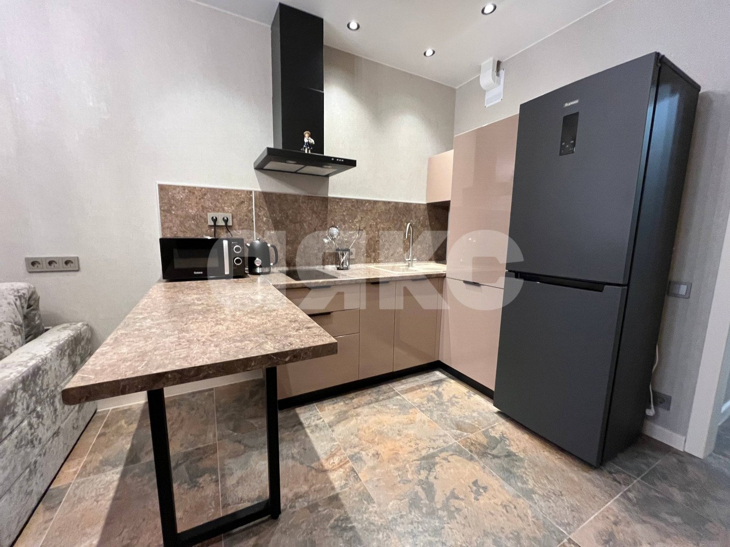 Фото №3: 1-комнатная квартира 40 м² - Анапа, Горгиппия, мкр. жилой комплекс Два Адмирала, ул. Ленина, 241к1