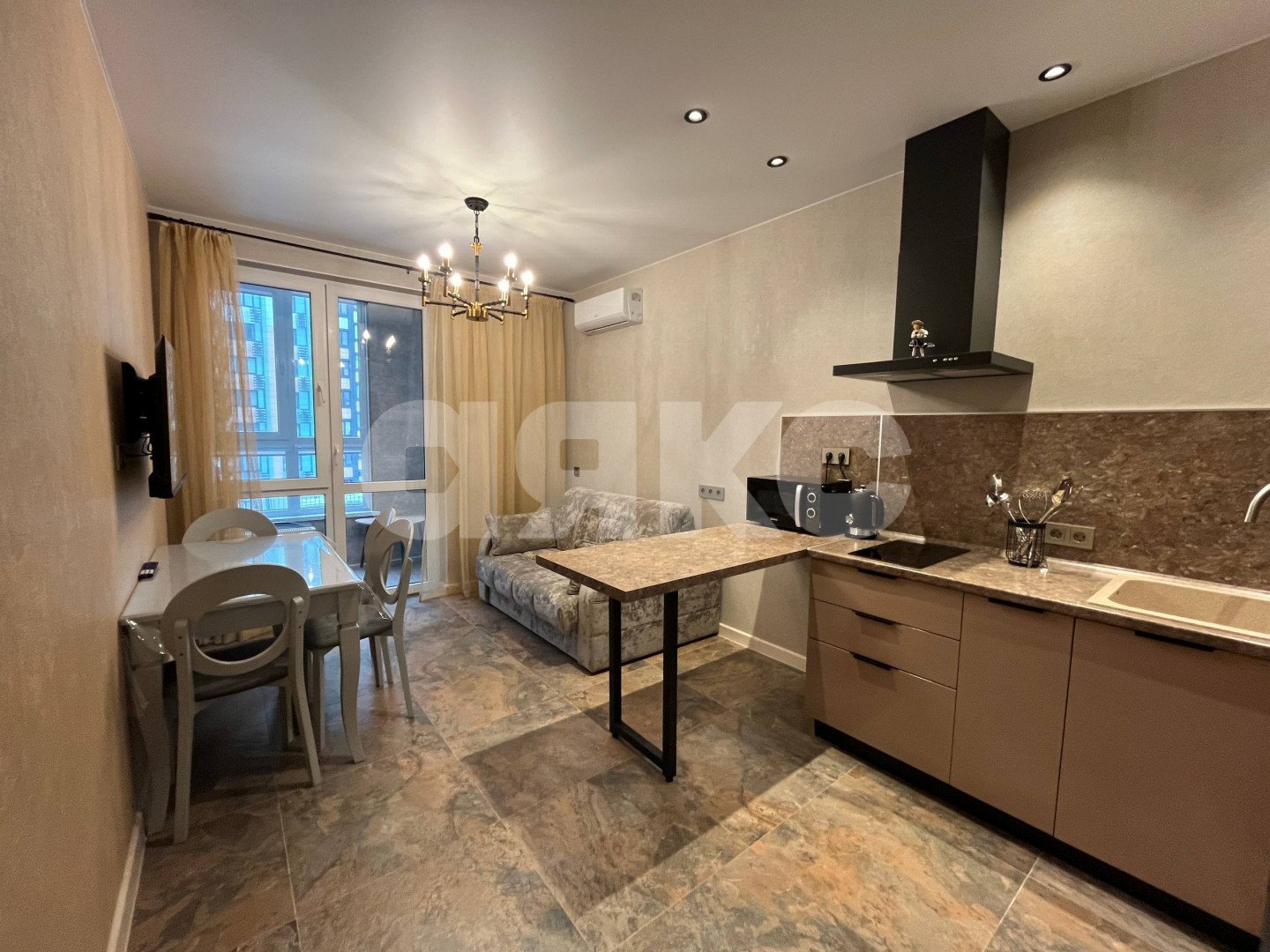 Фото №2: 1-комнатная квартира 40 м² - Анапа, Горгиппия, мкр. жилой комплекс Два Адмирала, ул. Ленина, 241к1