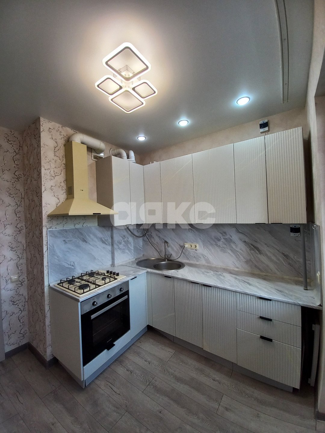 Фото №3: 1-комнатная квартира 32 м² - Анапа, Парковый, ЖК Радуга, мкр. жилой комплекс Радуга, ул. Парковая, 64Ак9