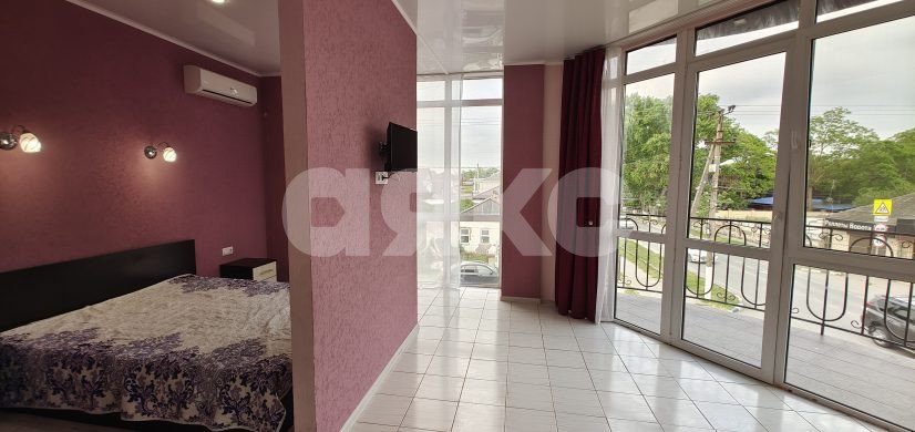 Фото №8: Коммерция 900 м² - Витязево, ул. Черноморская, 30