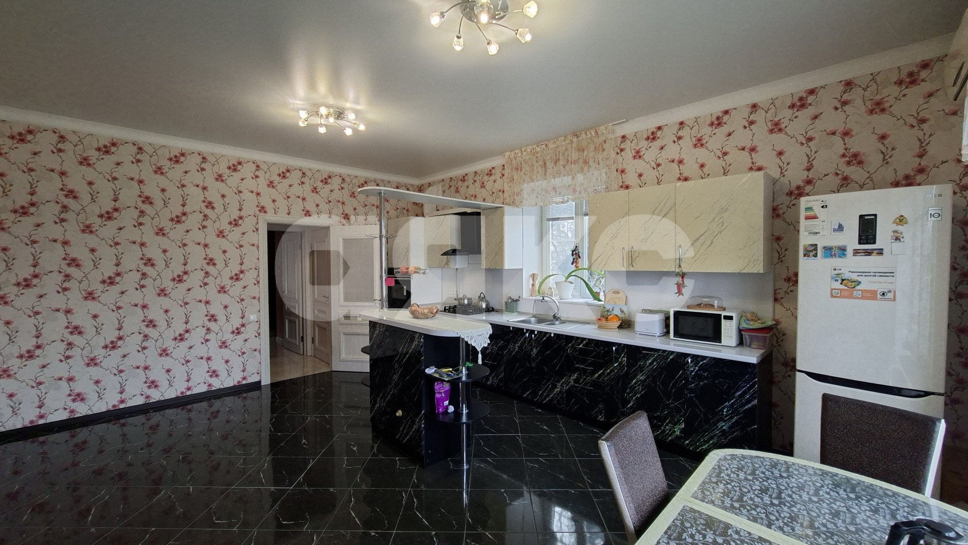 Фото №11: Коттедж 342 м² + 10.5 сот. - Супсех, ул. Лазурная, 38