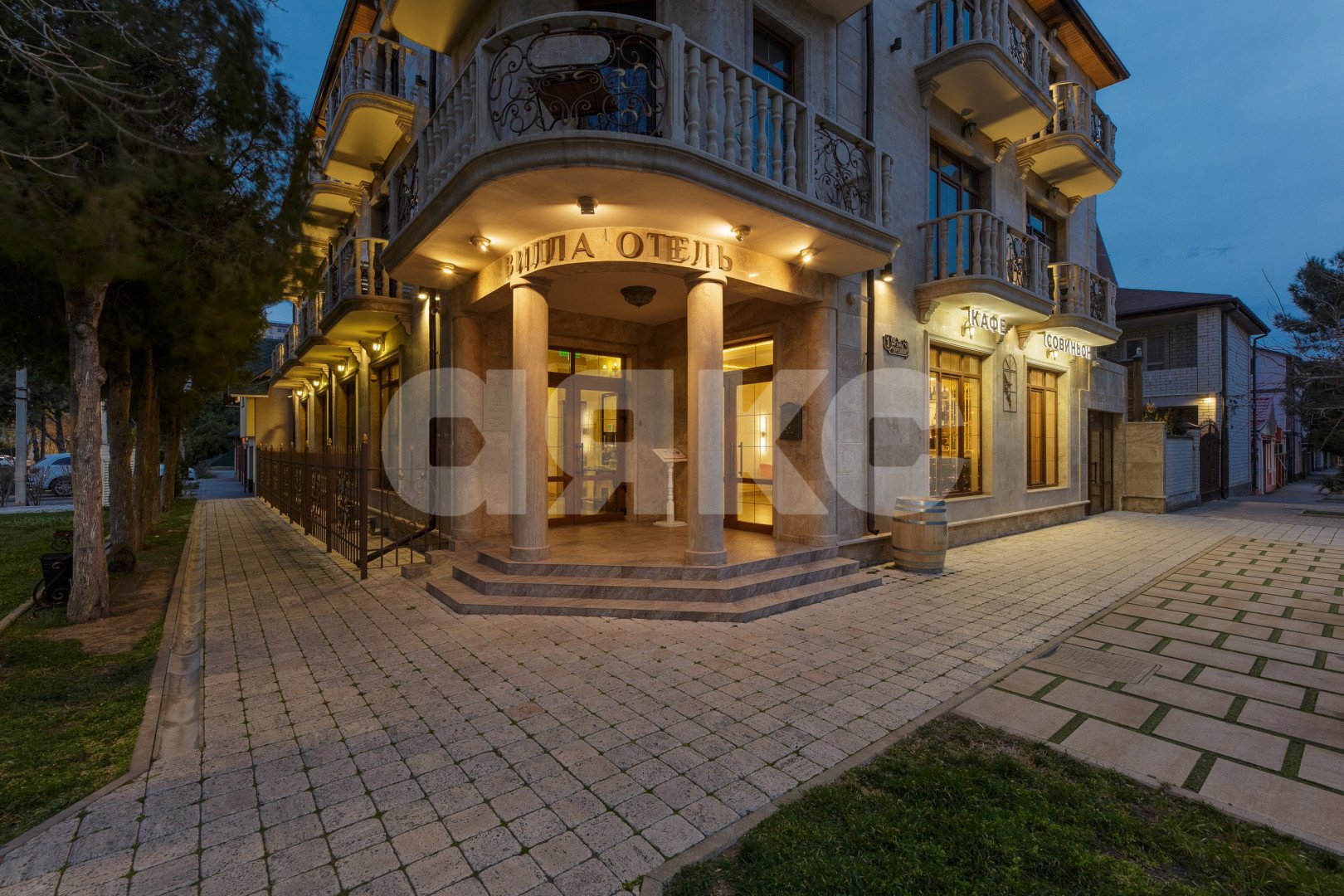 Фото №6: Дом 987 м² + 3.71 сот. - Анапа, ул. Тургенева, 1