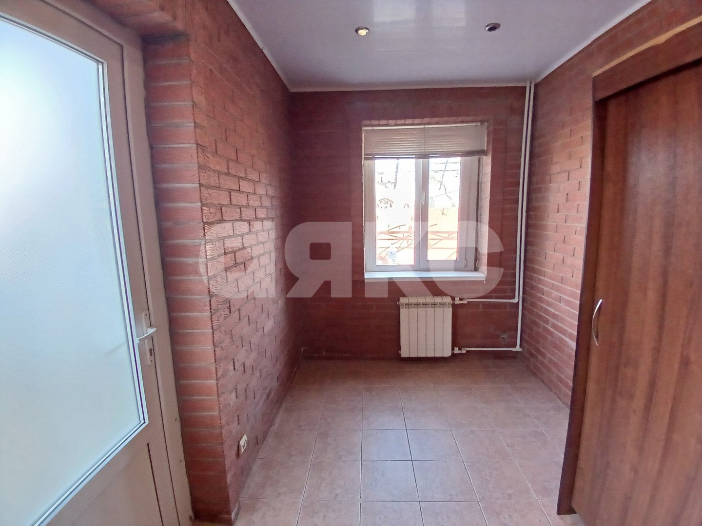 Фото №15: Дом 197 м² + 6 сот. - Виноградный, ул. Красная, 106