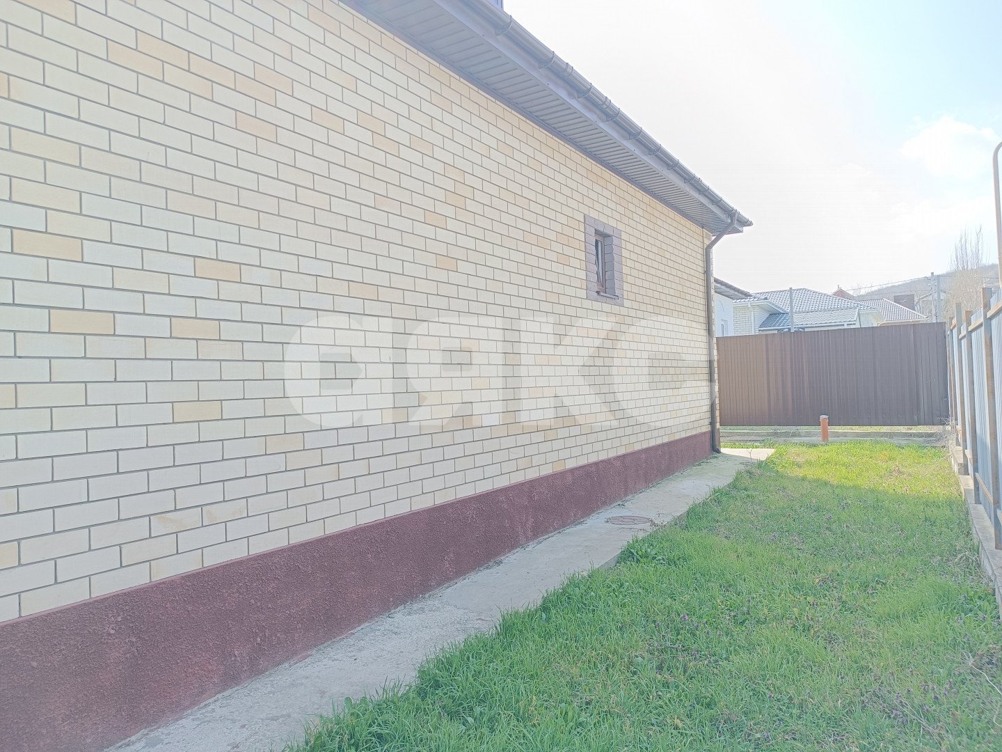 Фото №2: Дом 120 м² + 4 сот. - Гай-Кодзор, п. коттеджный  Раздолье 2, пр-д Новороссийский