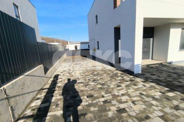 Фото №2: Дом 170 м² - Супсех, ул. Сергея Бомбелова